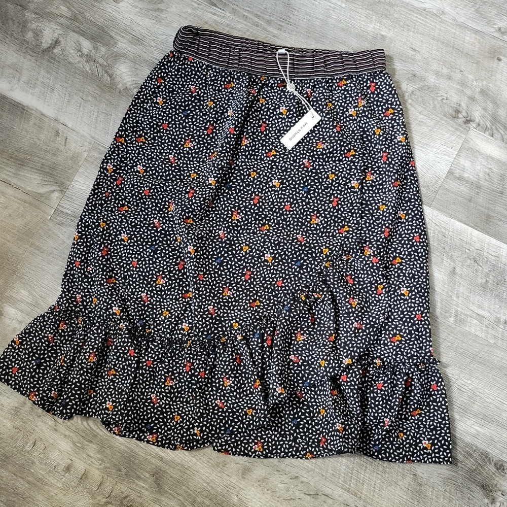 Max Studio Skirt